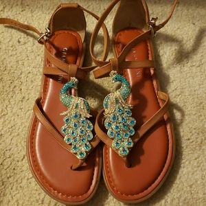 Gianni Bini peacock sandals